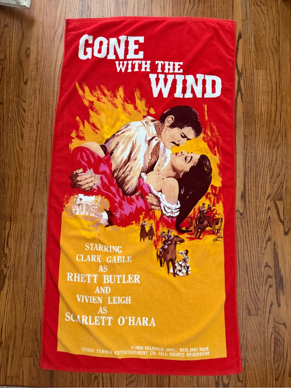 VTG 1988 GONE WITH THE WIND BEACH TOWEL CLARK GABLE VIVIEN LEIGH TURNER ENT